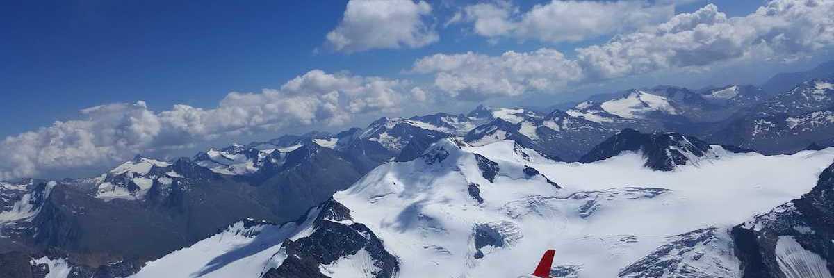Flugwegposition um 13:10:26: Aufgenommen in der Nähe von Gemeinde St. Leonhard im Pitztal, 6481, Österreich in 3917 Meter